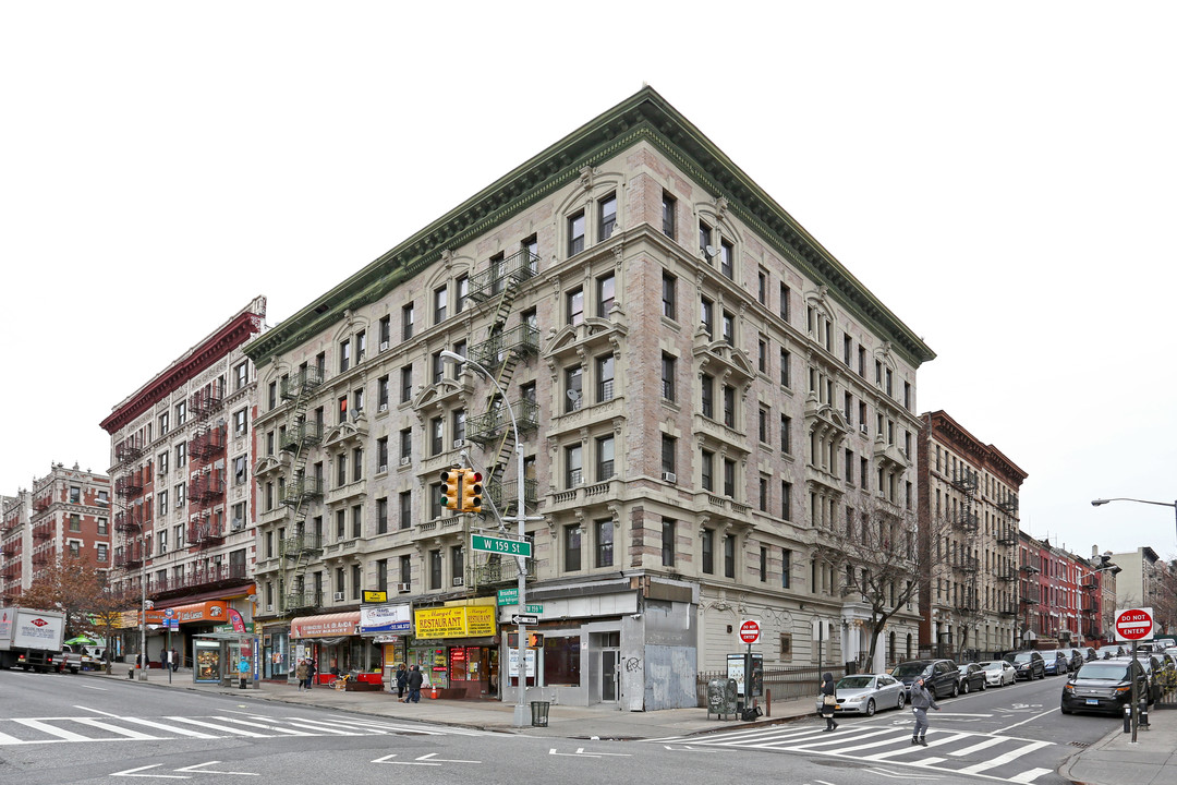 3820-3826 Broadway in New York, NY - Building Photo