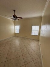 1572 Banyan Way in Weston, FL - Building Photo - Building Photo