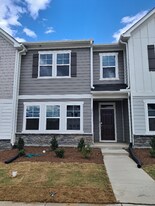 1753 Aspen River Ln in Apex, NC - Building Photo
