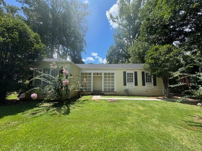 property at 607 Edmondson Ave