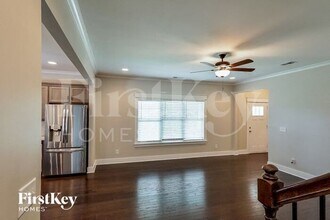 1253 Shades Terrace in Irondale, AL - Foto de edificio - Building Photo
