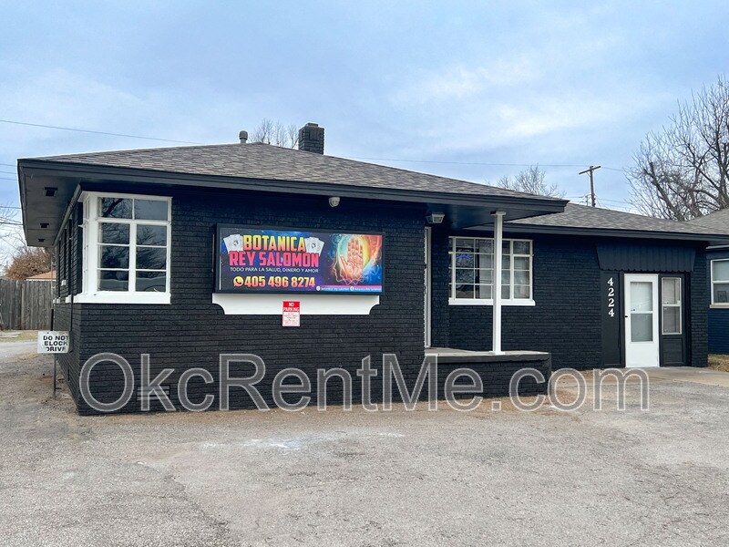 4224 NW 23rd St in Oklahoma City, OK - Foto de edificio