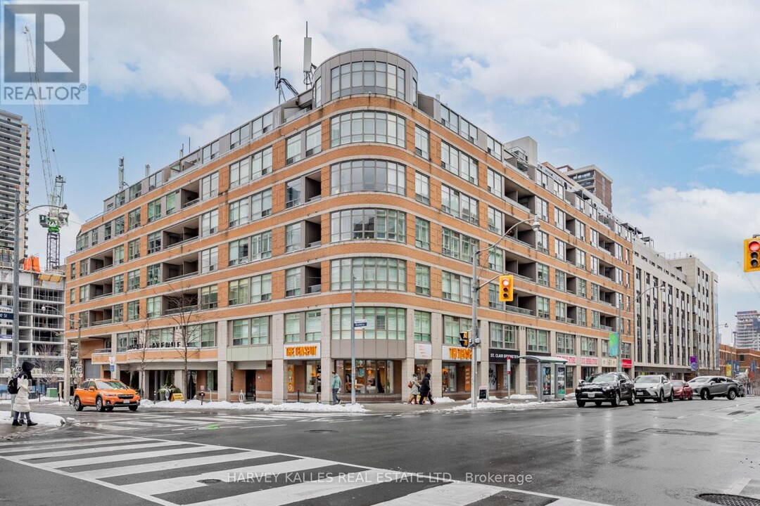 5-915 Rosehill Ave in Toronto, ON - Building Photo