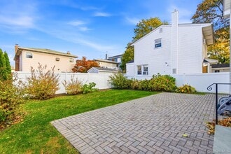 11 7th St in Bayville, NY - Building Photo - Building Photo