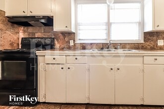 5321 Booth Ave in Kansas City, MO - Building Photo - Building Photo