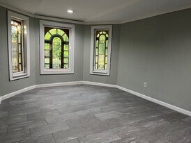 1806 N Ave S in Freeport, TX - Building Photo