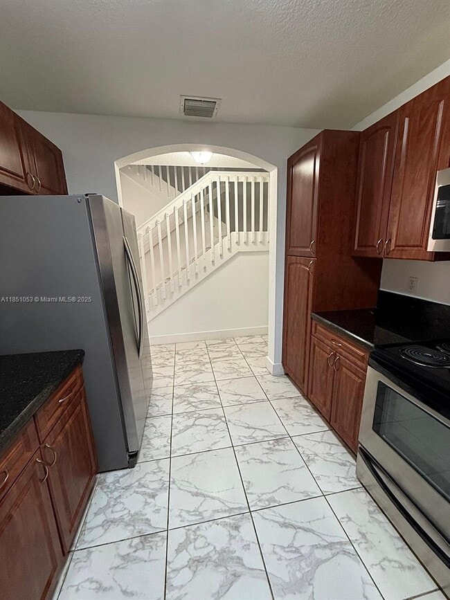 22838 SW 89th Path in Cutler Bay, FL - Building Photo - Building Photo