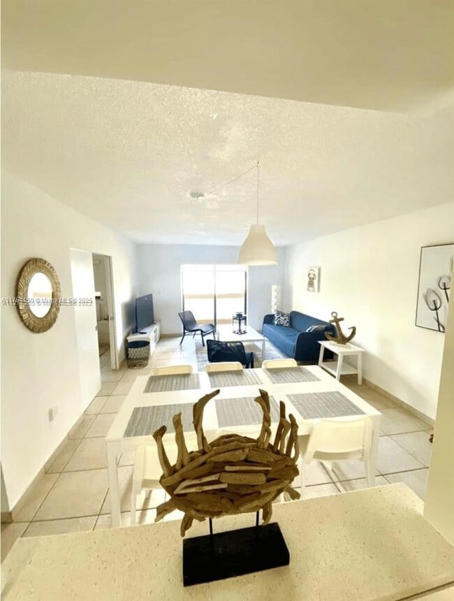 property at 1250 Lincoln Rd