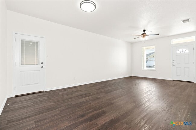 property at 5206 Rose Gdn Lp