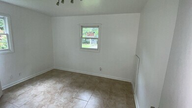 1750 Kristi Dr, Unit 4 in Lawrenceville, GA - Building Photo - Building Photo