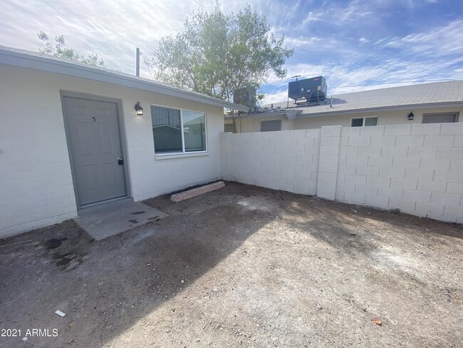 property at 1310 W Cochise Dr