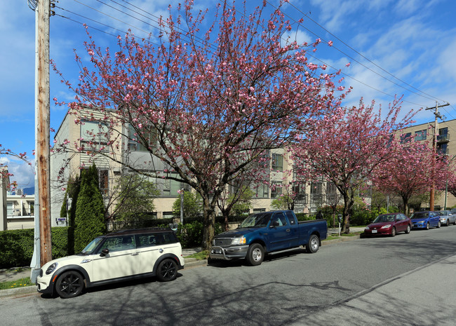 The Monterey Apartments in Vancouver, BC - Building Photo - Building Photo