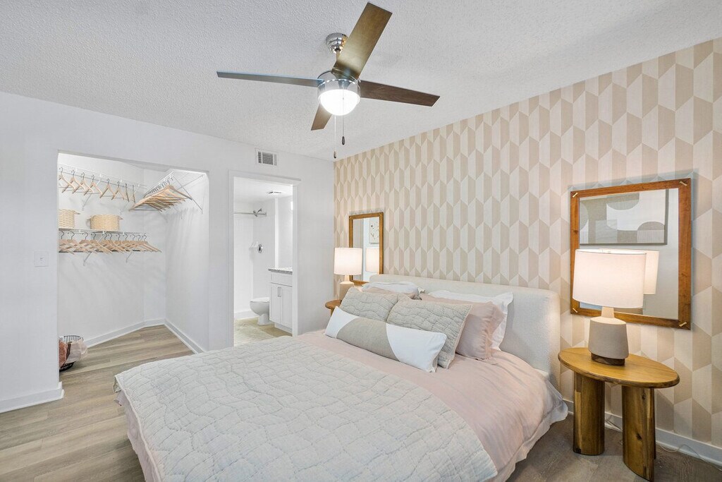 Cortland Pembroke Pines Apartments in Pembroke Pines, FL