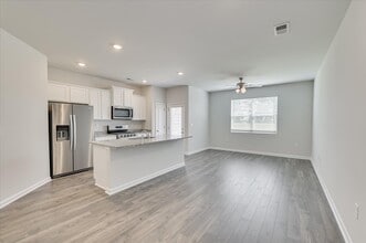 801 Grovebury Ct in Aiken, SC - Building Photo - Building Photo