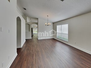 10618 Egret Haven Ln in Riverview, FL - Foto de edificio - Building Photo