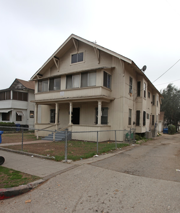 224-228 N Avenue 54 in Los Angeles, CA - Building Photo