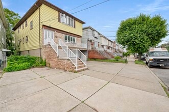 51 Isabella Ave in Bayonne, NJ - Building Photo - Building Photo