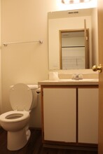 33014 NW Meersburg St in Scappoose, OR - Building Photo - Building Photo