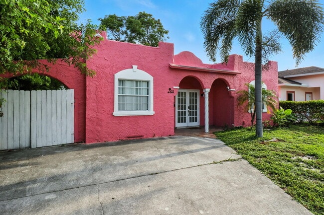 property at 423 Kern St