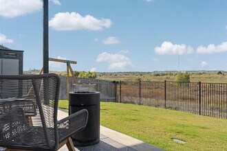620 Sugar Cane Rd in Buda, TX - Building Photo - Building Photo