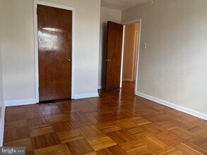827 E Upsal St in Philadelphia, PA - Building Photo - Building Photo