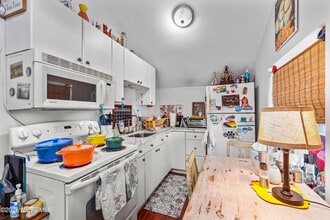 321 Park Pl Ave in Bradley Beach, NJ - Building Photo - Building Photo