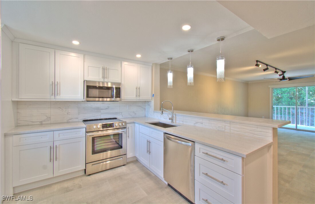 2360 Naples Trace Cir in Naples, FL - Building Photo