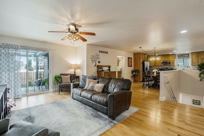 4227 White Deer Ln in Wellington, CO - Building Photo - Building Photo