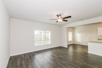 441 Sunny Highlands Dr in Katy, TX - Building Photo - Building Photo