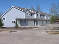 5512 Bishops Blvd S in Fargo, ND - Building Photo - Building Photo