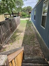 170 San Antonio St in Bandera, TX - Building Photo - Building Photo