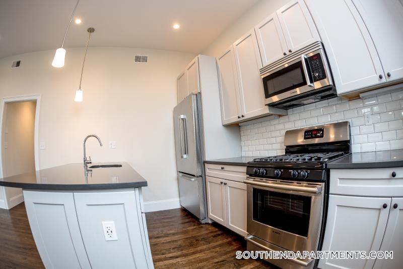11 Newcomb St in Boston, MA - Building Photo