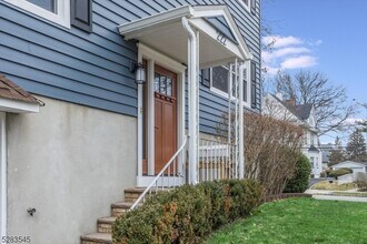 222 Ashland Ave, Unit 1 in Bloomfield, NJ - Building Photo - Building Photo
