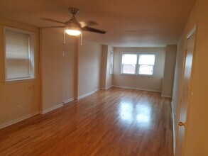 504 W 32nd St-Unit -3F in Chicago, IL - Foto de edificio - Building Photo