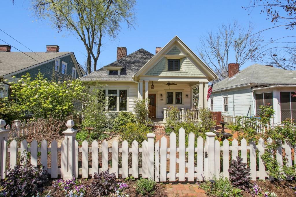 788 Lake Ave NE in Atlanta, GA - Building Photo
