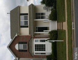 18107 Coachmans Rd in Germantown, MD - Building Photo