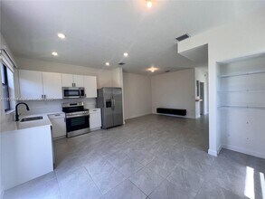 12860 SW 232nd Ter in Homestead, FL - Building Photo - Building Photo