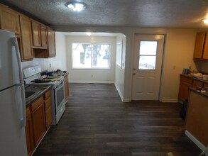 1250 Carlton Ave NE in Grand Rapids, MI - Building Photo - Building Photo