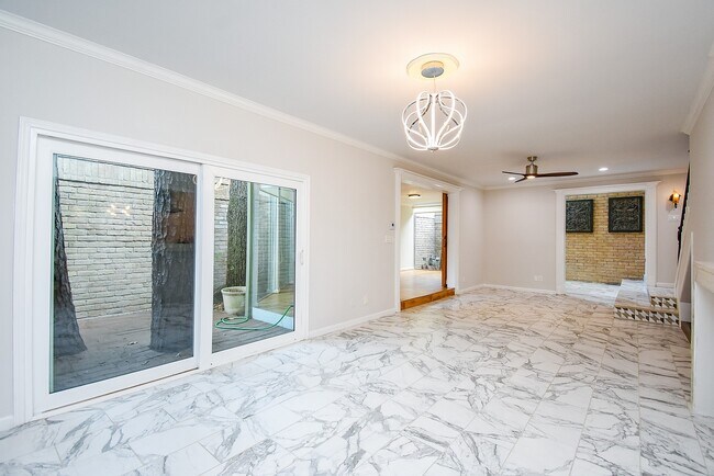 property at 201 Vanderpool Ln