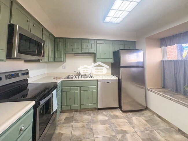 632 E 116th Ave in Northglenn, CO - Foto de edificio - Building Photo