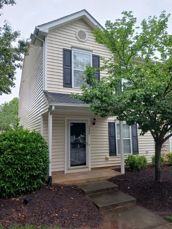 property at 3337 Tarleton W