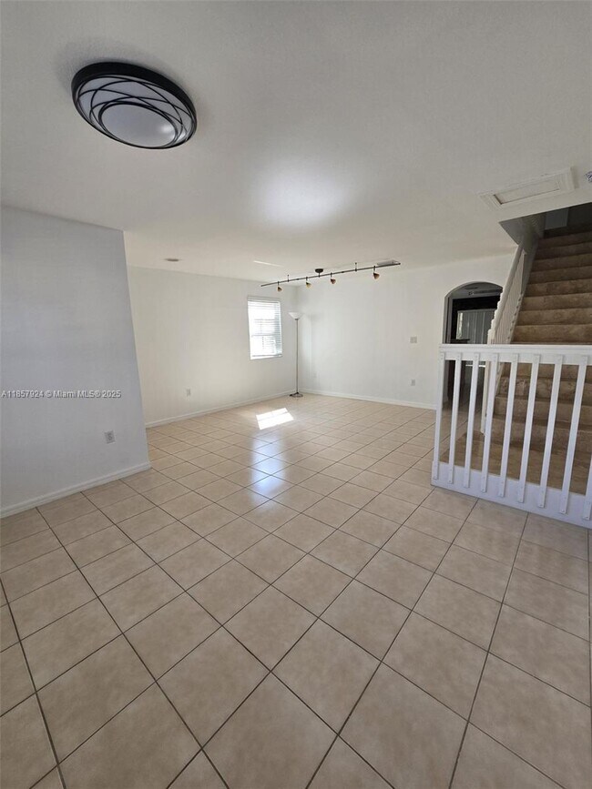 3028 SW 129th Way in Miramar, FL - Building Photo - Building Photo