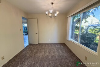 814 Magellan Ln in Foster City, CA - Building Photo - Building Photo