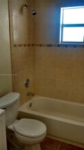 1650 S Le Jeune Rd in Coral Gables, FL - Building Photo - Building Photo