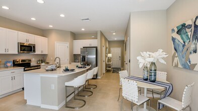 6340 Willowside St in Palmetto, FL - Building Photo - Building Photo