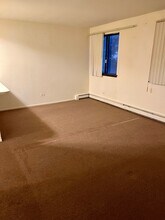 5306 N Cumberland Ave-Unit -209 in Chicago, IL - Building Photo - Building Photo