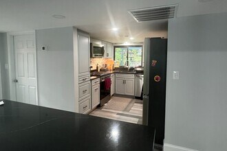 11222 Goldflower Ct in Fairfax Station, VA - Building Photo - Building Photo