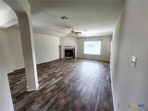 105 E Great Plains Trail in Harker Heights, TX - Building Photo - Building Photo