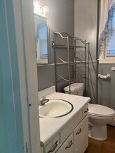 25 Mohawk Ave in Warwick, RI - Building Photo - Building Photo
