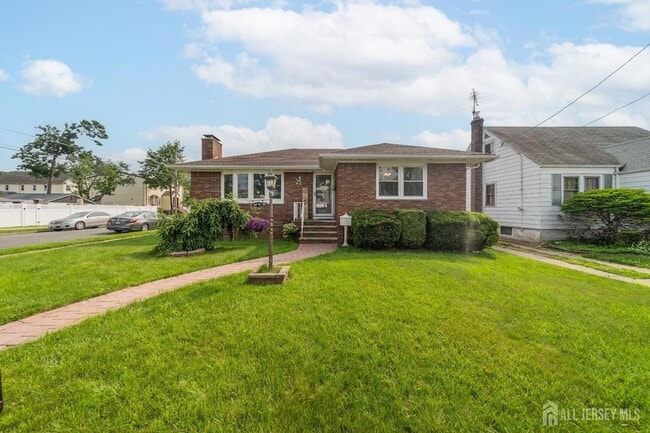 property at 119 Carteret Ave
